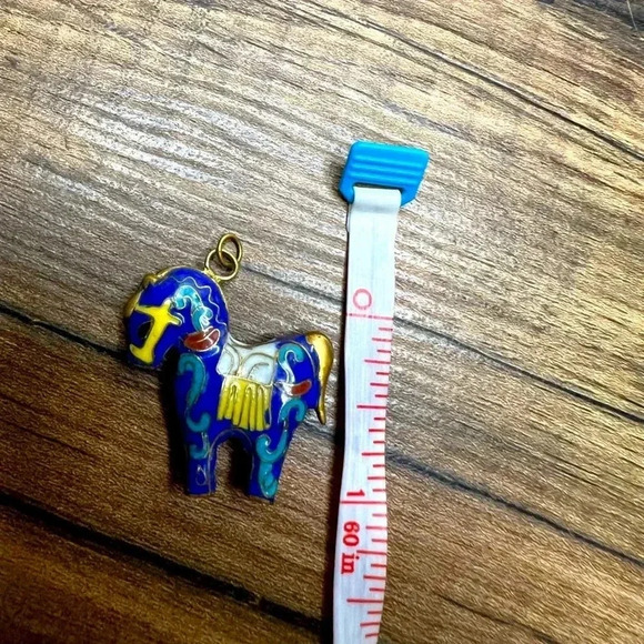 Vintage 3-D Hand-Painted Ceramic Horse Pendant - Picture 3 of 4